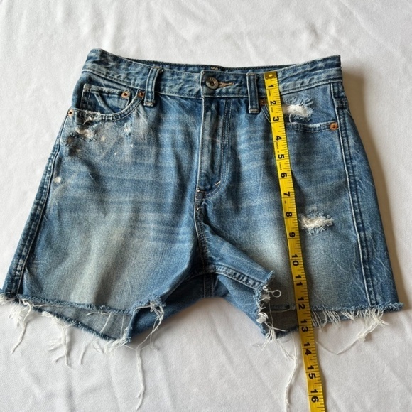 Abercrombie and Fitch High Rise Girlfriend Cut-Off Jean Shorts sz 25 - Picture 8 of 11